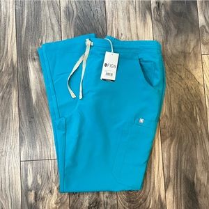 Figs yola skinny scrub pants